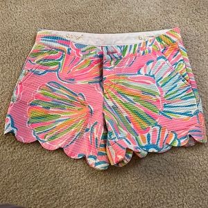 Lily Pulitzer buttercup shorts size 6